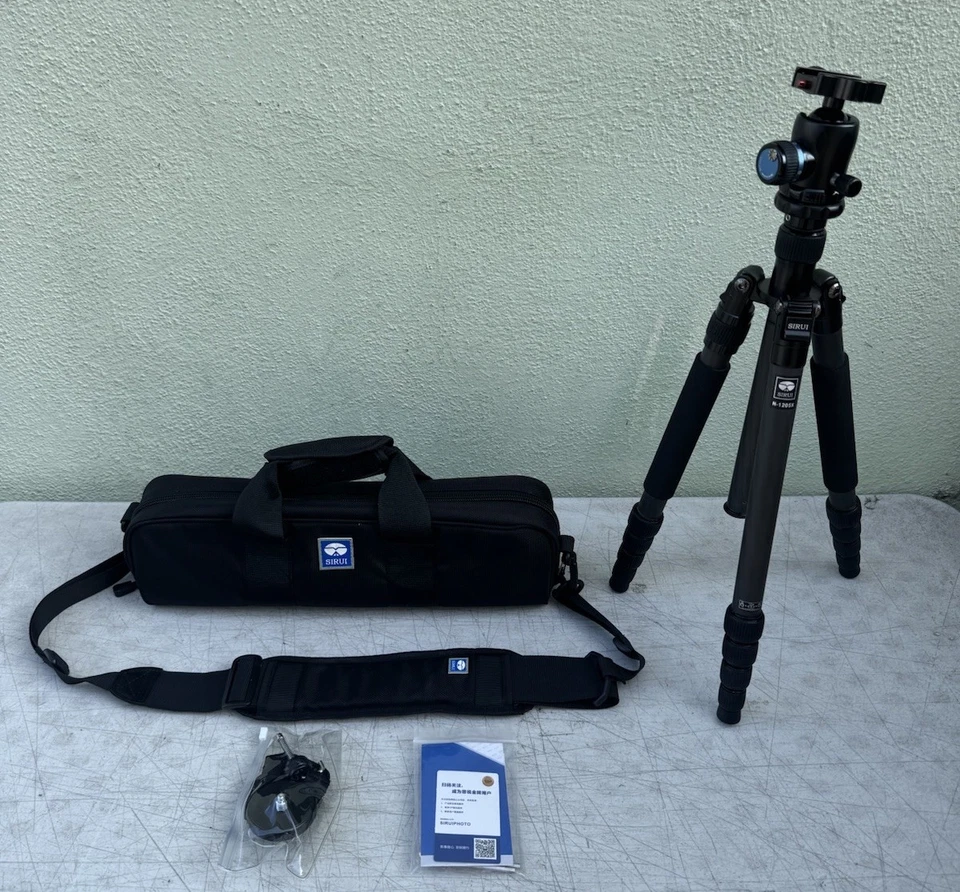 Sirui N-1205X Carbon Fiber Tripod/Monopod with Sirui K-10X Ball Head EXCELLENT - Image 2 of 4