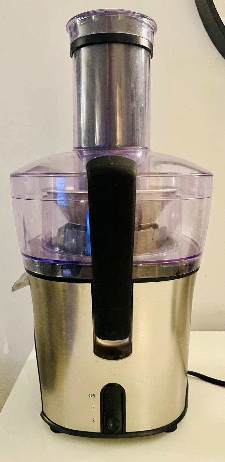 John Lewis Juice Extractor With 1-Litre Capacity Measuring Jug And Citrus Juicer