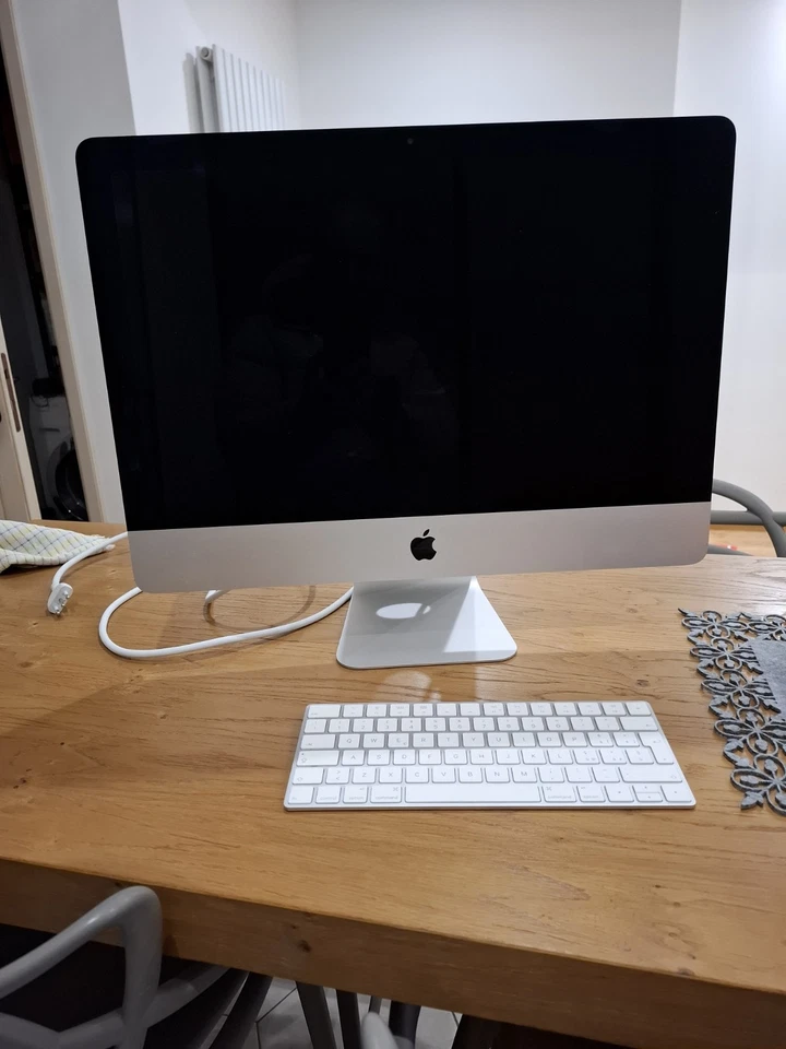 Apple iMac 21,5" (1TB HDD, Intel Core i5-4570R, 2,7GHz, 8GB RAM) All-in-One -...