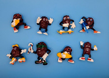 Vintage Lot 8 of California Raisin Figures Band Figurines Raisinettes 1980  s