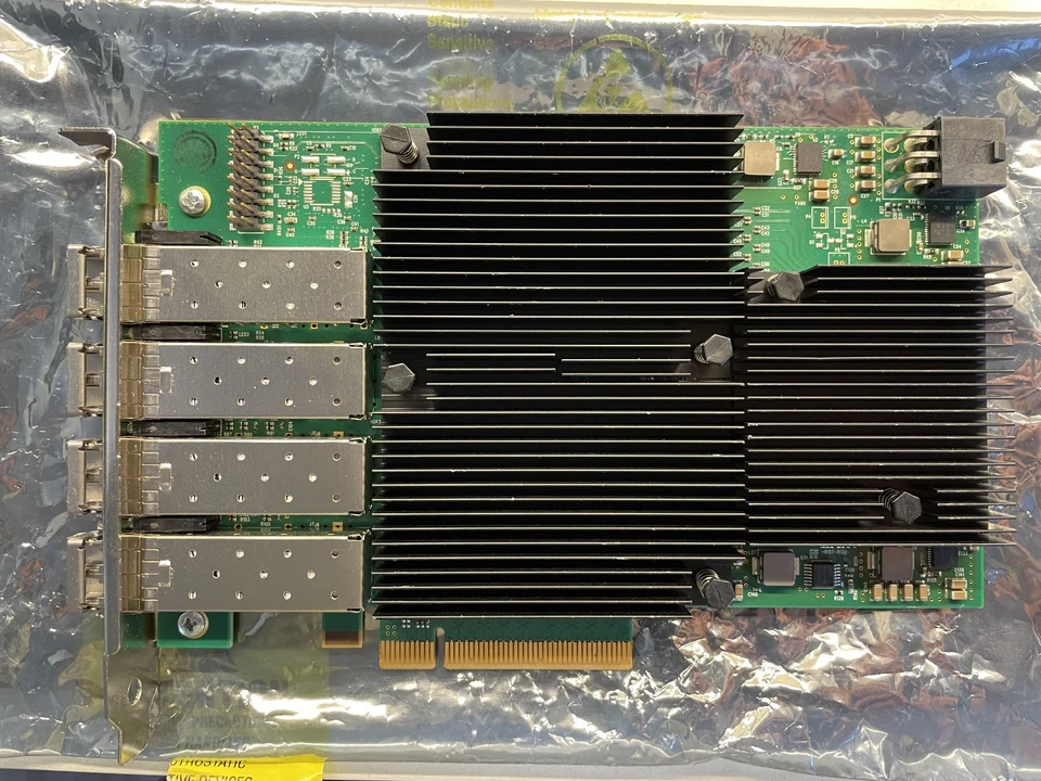 ATTO Celerity FC164E 4 Port 16Gb SFP+ Fibre Channel PCIe Card w/ Optical Modules - Image 2 of 4