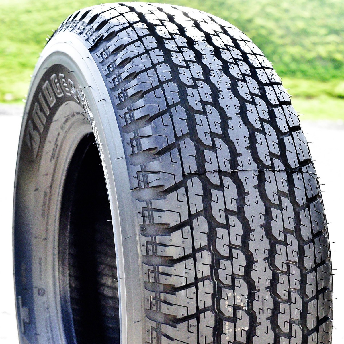 Tire Bridgestone Dueler H/T 840 265/65R17 110S A/S All
