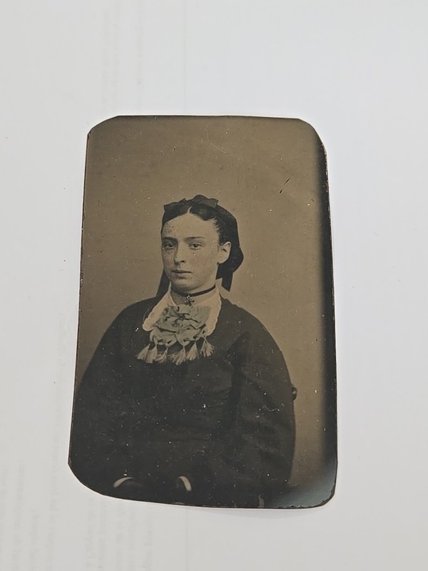 Antique 1870s Tintype Photo Victorian Woman Ribbon Choker & Fringed Jabot Collar