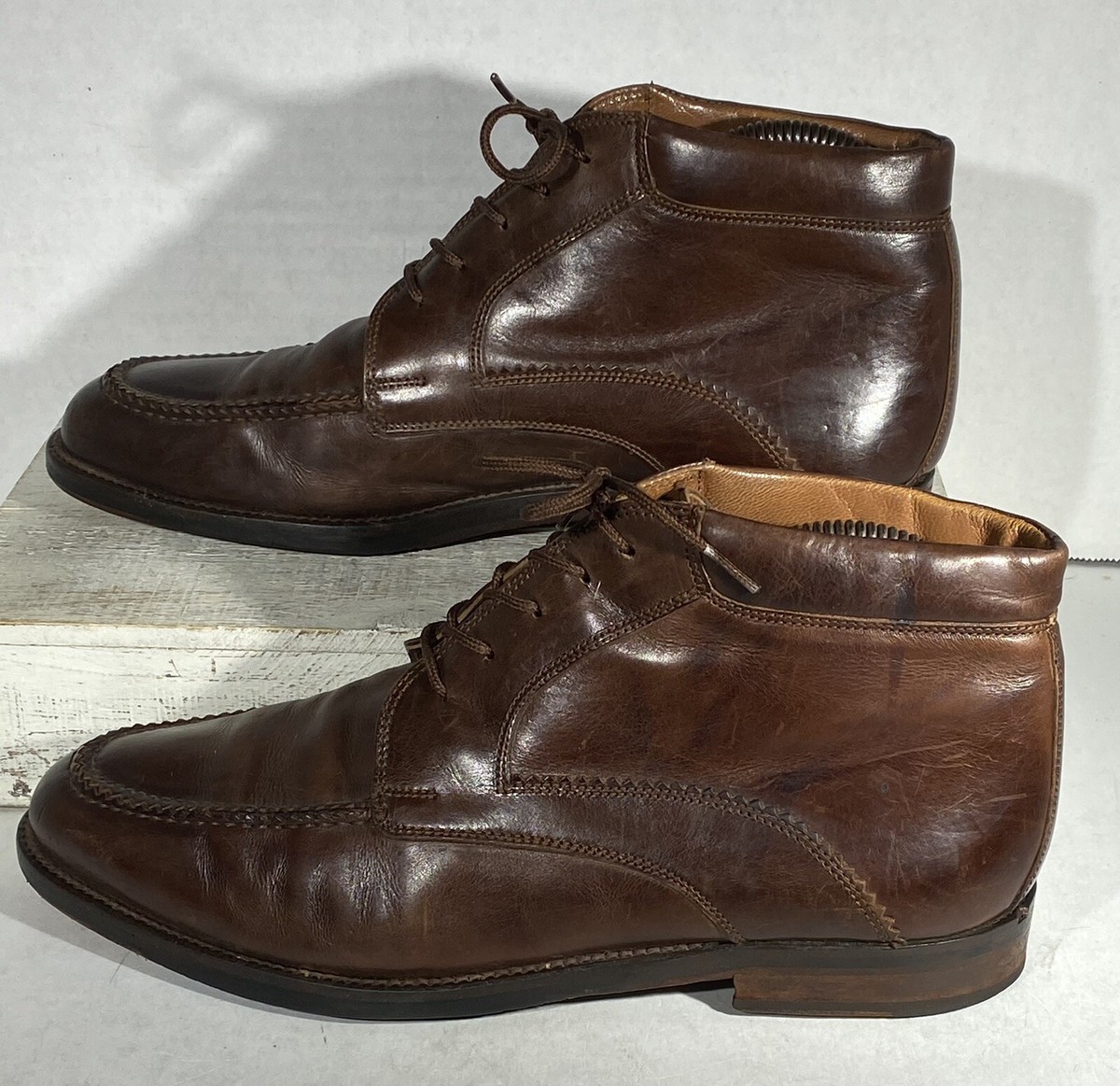 VTG JOHNSTON & MURPHY ~ DOMANI Brown “CHUKKA” Ankle Boot 