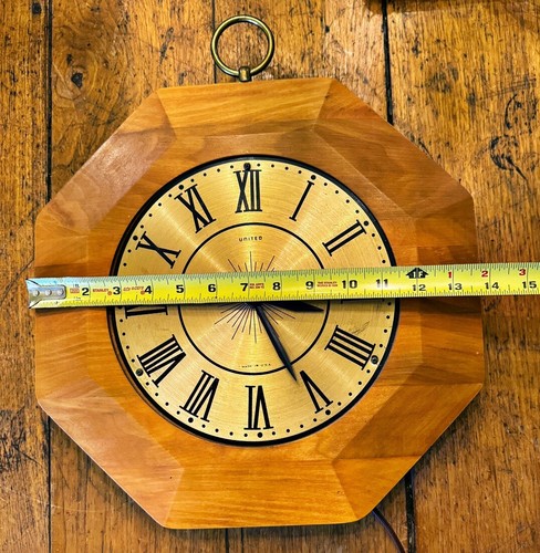 Vintage Mid Century Modern MCM United Clock Co. Wood Octagon Electric Wall Clock - Picture 6 of 9