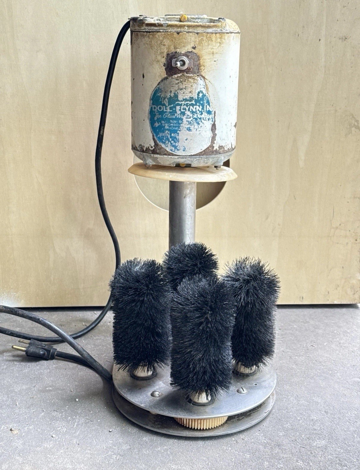 Doll-Flynn Upright 4-Brush Electric Glass Washer Submersible TESTED - WORKING