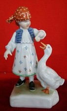 Herend porcelain vintage Girl Feeding Goose figurine AS IS