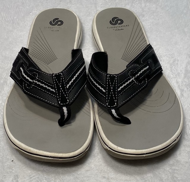 clarks flamingo flip flops