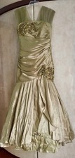 Women's Long Evening Gown with Beaded Details Size 6-8