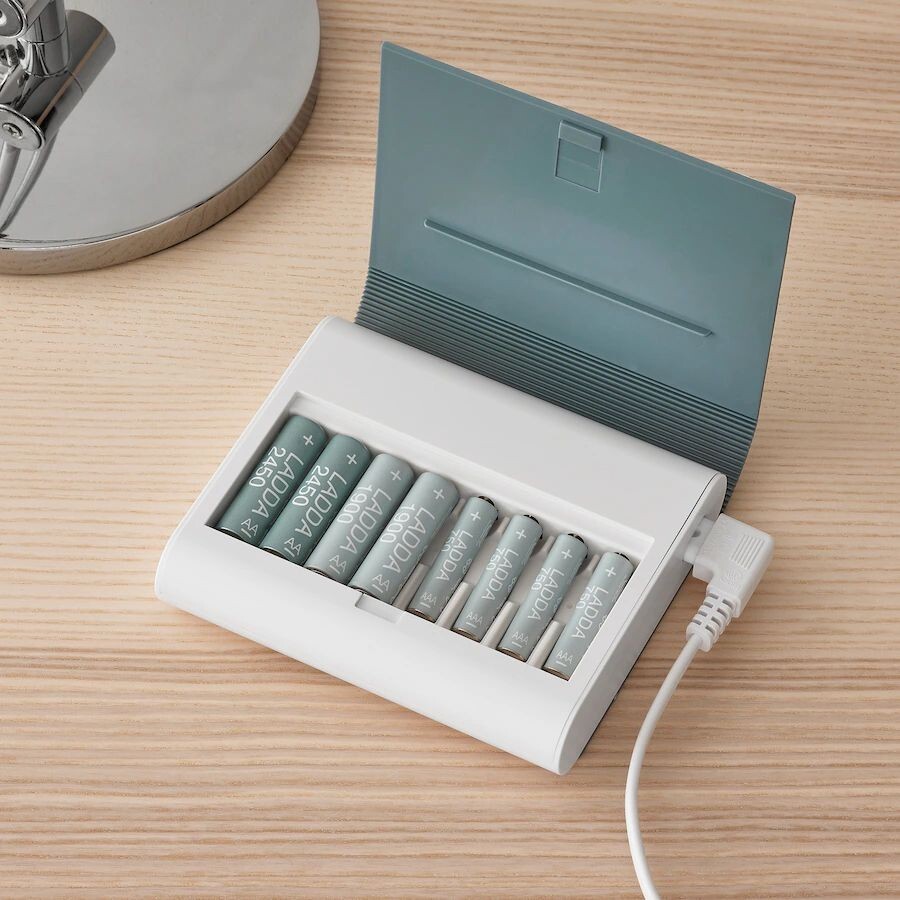 Battery Charger with Storage Rechargeable Batteries 8 Separate Charging Channels-image