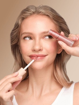DIBS Beauty Go To Glossy Balm in MIMS Make It Make 0.2 fl oz / 7.4 ml Lip Color