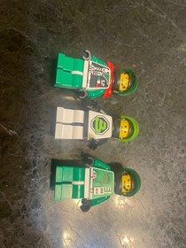 6984 Lego Classic Space  Police  Galactic Mediator complete with manual