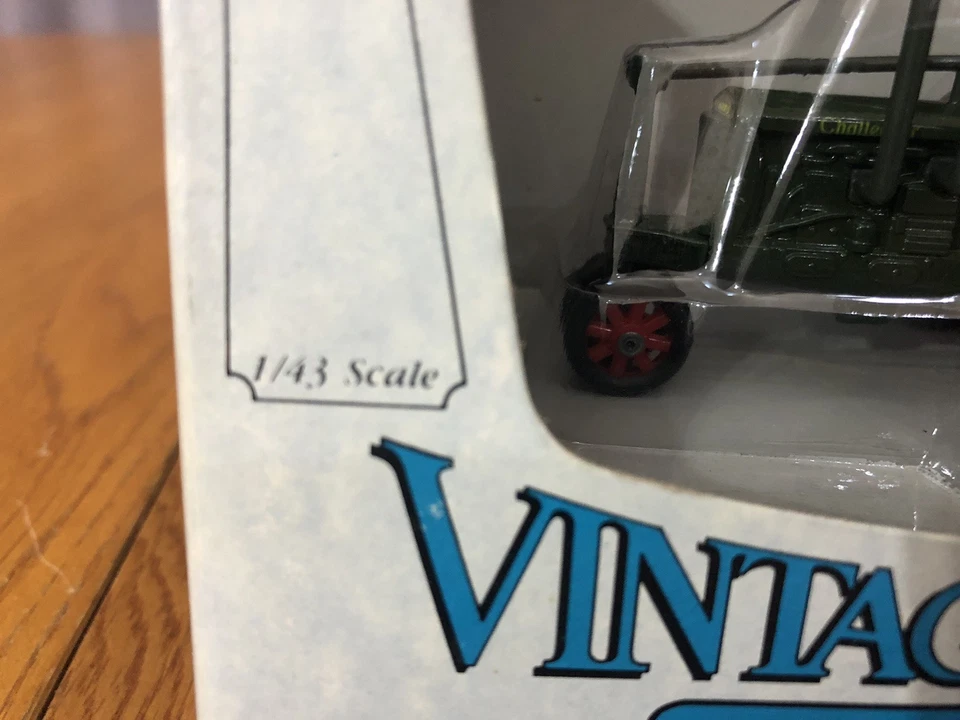 NEW 1985 ERTL VINTAGE VEHICLES MASSEY-HARRIS CHALLENGER TRACTOR 1:43 #2511 NIB - Image 3 of 4