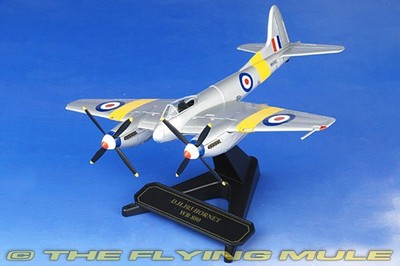Oxford Diecast 1:72 Hornet F.Mk 1 RAF Far East Training Sqn WB880