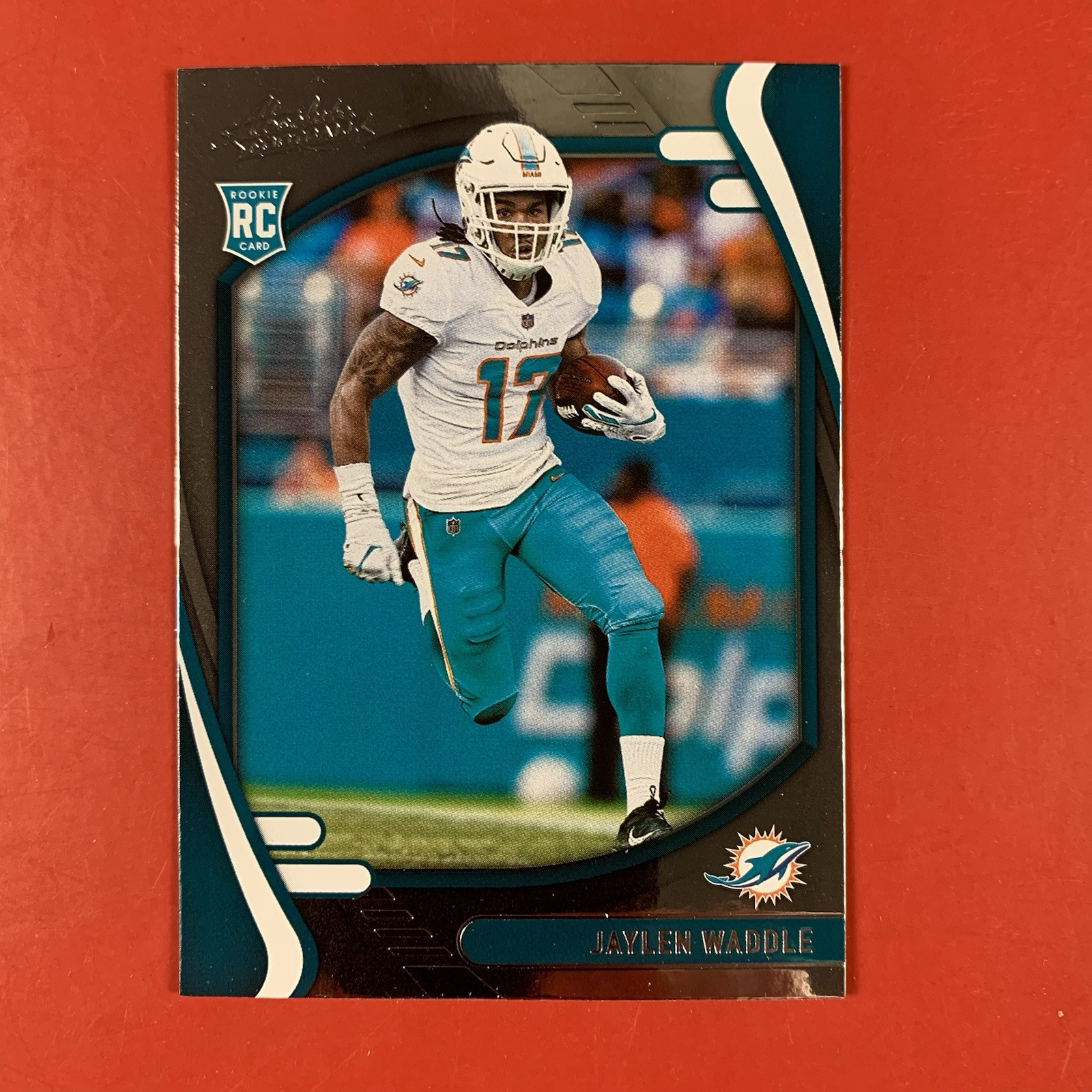2021 Panini Absolute Silver Rookie Jaylen Waddle card #106 RC Miami Dolphins