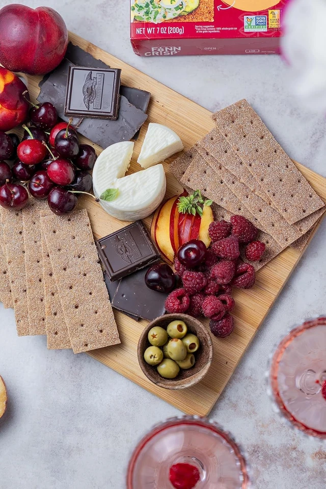 s Pan crujiente de centeno con alcaravea 7 oz | Panes planos de centeno finos y crujientes con alcaravea | A Foto 2 de 4