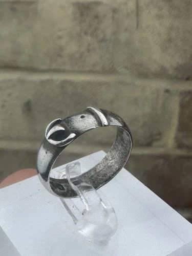 Vintage Solid Silver .925 Buckle Ring Band Size UK Size Q  5.75mm Ship Worldwide