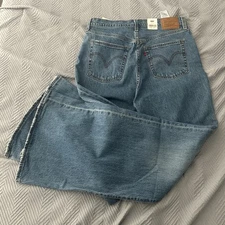 Levi's Ribcage Bell Jeans, Unisex size 31Wx34L, Brand New with tags
