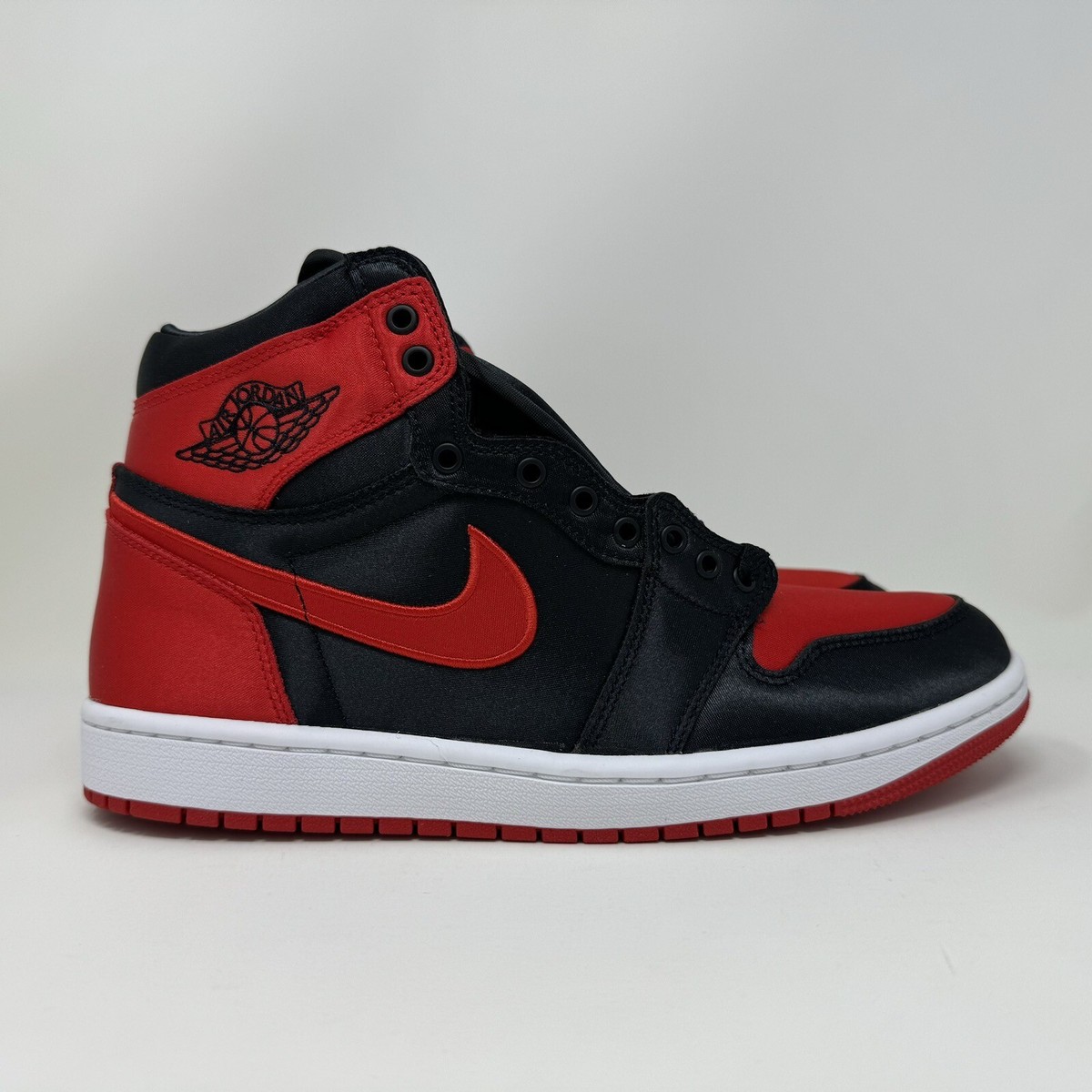 Nike WMNS Air Jordan Retro I 1 High OG Satin Bred Red  display picture 2