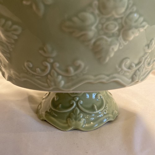 Sweet Olive Designs Fancy Scroll ~ MINT GREEN Pedestal 9" Bowl Centerpiece - Picture 7 of 11