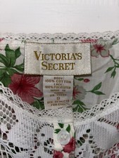 Victoria  s Secret Gold Label Vintage Nighty Floral Lace Size Small