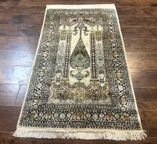 Silk Indian Kashmiri Rug 3x4, Very Fine 400 KPSI, Silk Prayer Rug, Handmade