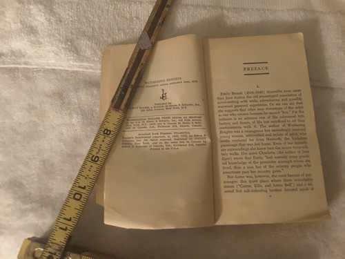 Vintage 1972 Wuthering Heights By Emily Bronte Paperback - Picture 3 of 3