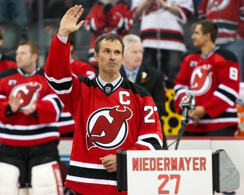 Scott Niedermayer Retirement Banner SIGNED Autograph NJ Devils SGA #27 - Picture 7 of 9