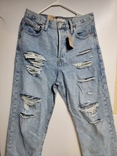 Levi's Women's Ribcage Straight Ankle Jeans Size 30X27 Light Wash Blue Destress