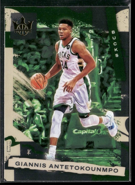 2021-22 Panini Court Kings #34 Giannis Antetokounmpo Bucks NM-MT