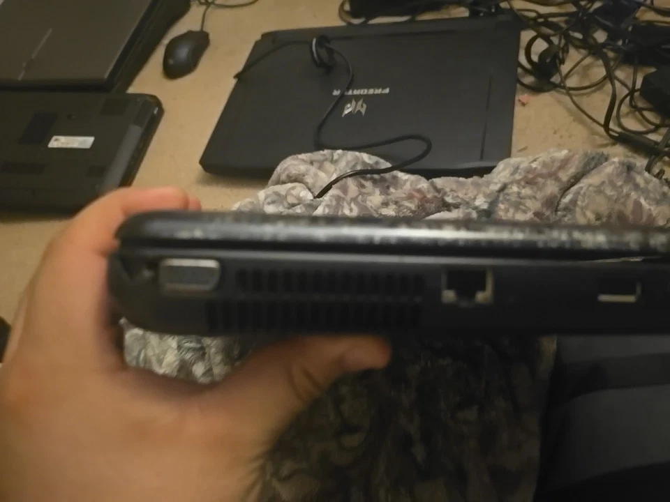 Portátil HP 2000 LEER DESCRIPCIÓN Foto 4 de 4