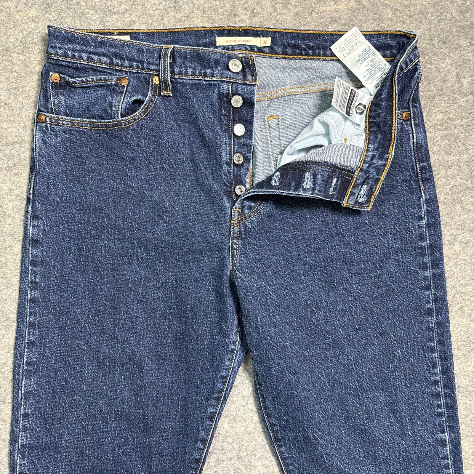 Levi 501 Jeans Womens 32 Blue Dark Wash Button Fly Wedgie Skinny Straight Leg