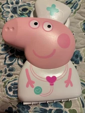 Peppa Pig Check Up Case Set-Complete-Except MISSING ARM BAND-Clean-Excellent!