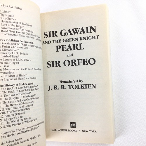 JRR Tolkien PB LOT x 5 Hobbit Silmarillion Lost Road Gawain Green Knight Quiz Bk - Picture 16 of 20