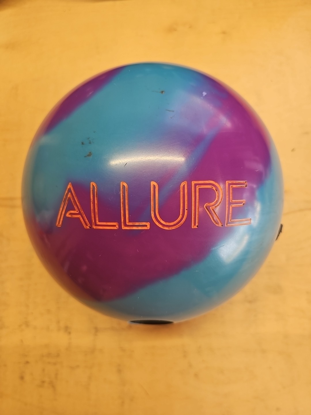 Ebonite ALLURE SOLID Bowling Ball 15 Lb Pound Drilled