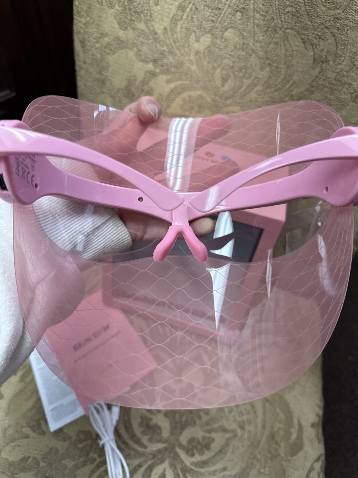 Skin Gym Wrinklit LED Face Mask, Pink *New, Open Box,
