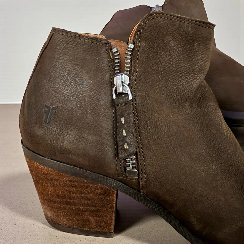 Frye Sacha Moto Shootie Leather Ankle Boots Brown Zip Heel Women’s 6 - Image 3 of 4