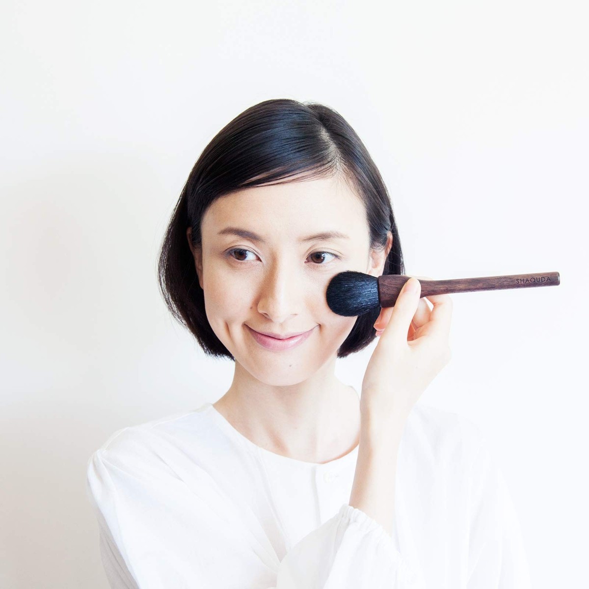 ブランド、メーカー：SHAQUDA UBU 823　新品未使用 SHAQUDA UBU Blending eye Brush [823] | eBay
