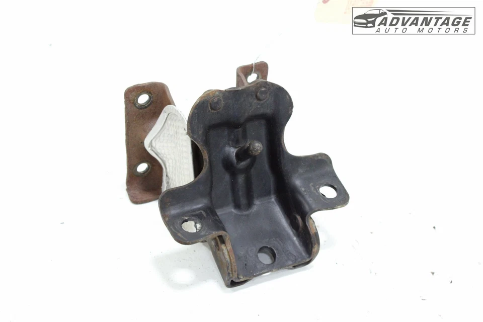 2017-2019 CHEVROLET SILVERADO 2500 HD ДВИГАТЕЛЬ ПРАВЫЙ БОКОВОЙ КРОНШТЕЙН КРЕПЛЕНИЯ OEM - Изображение 4 из 4