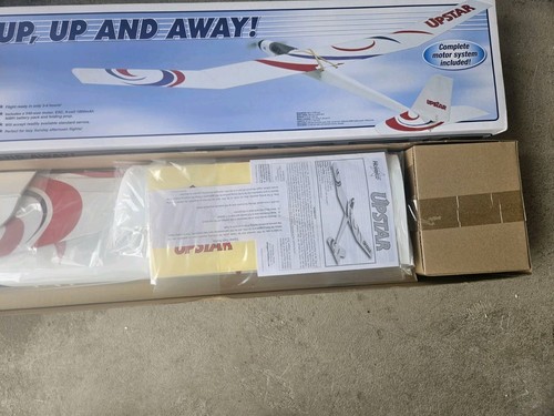 HOBBICO UPSTAR MODEL KIT RC PLANE NEW UNBUILT - Picture 5 of 5