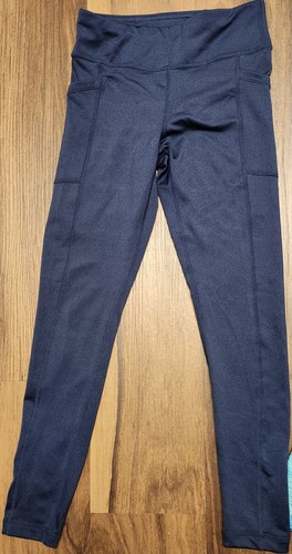 Girls Sz 7 & 8 Lot of Activewear & Top - Picture 6 of 6