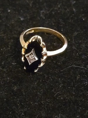 Signed GTR Solid 10K Gold  Onyx Clear Stone Vintage Ring Size 4.25 2.93g