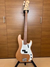 Bajo eléctrico modelo SCHECTER PA-ANB MTNL Naoto Shibata