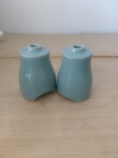 Vintage Paar Denby Manor grün Tortentrichter Lüftungsschlitze Höhe 7 cm