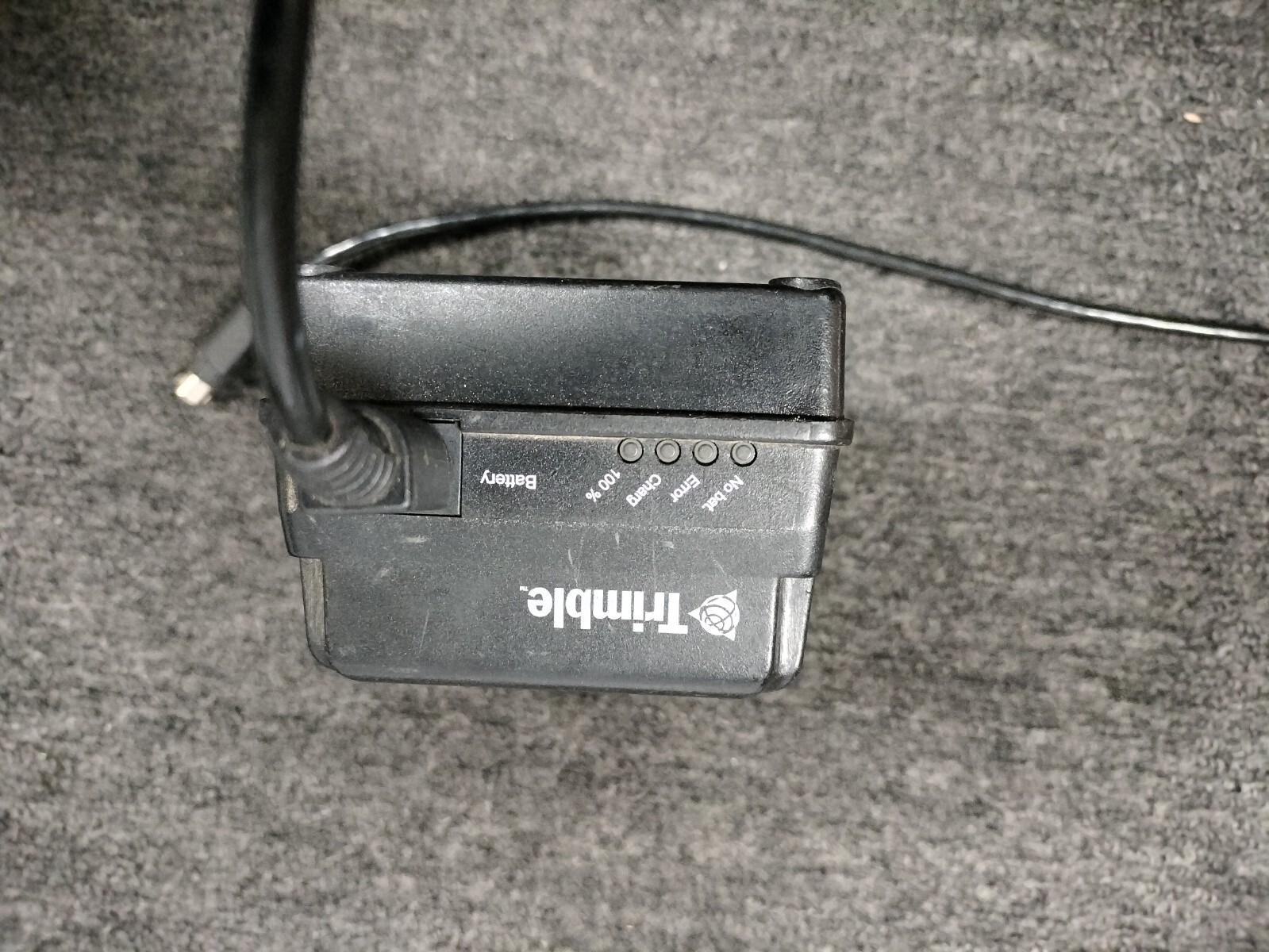 Trimble GPS Battery Charger (571906330) w/ charging cable & power cord