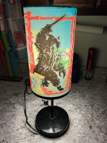 Pirates of the Caribbean 3d magic image lamp - 6.0 in. x 19.0 in. Disney 2007 - Picture 5 of 9