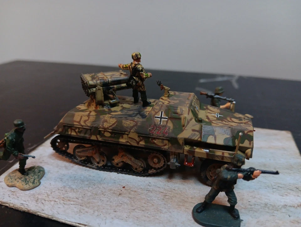 IXOc4/☠️'Sdkfz.4/1,Panzerwerfer.42.auf.Maultier,4×F,Orne'river,France"44/June 8 - Image 3 of 4