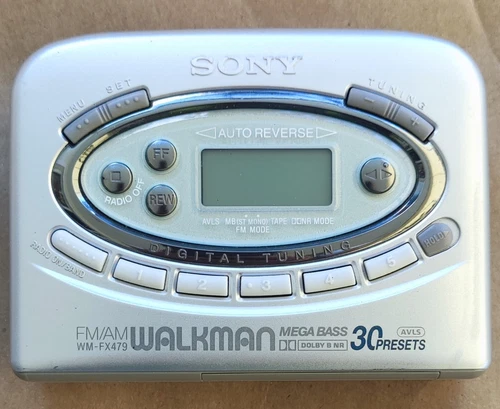 Vintage Sony Walkman WM-FX479 Cassette FM/AM Radio Mega Bass W/Case