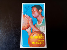 Bob Dandridge Autographed 1970 Topps Basketball HOF Rookie Bucks Card #63 AUTO