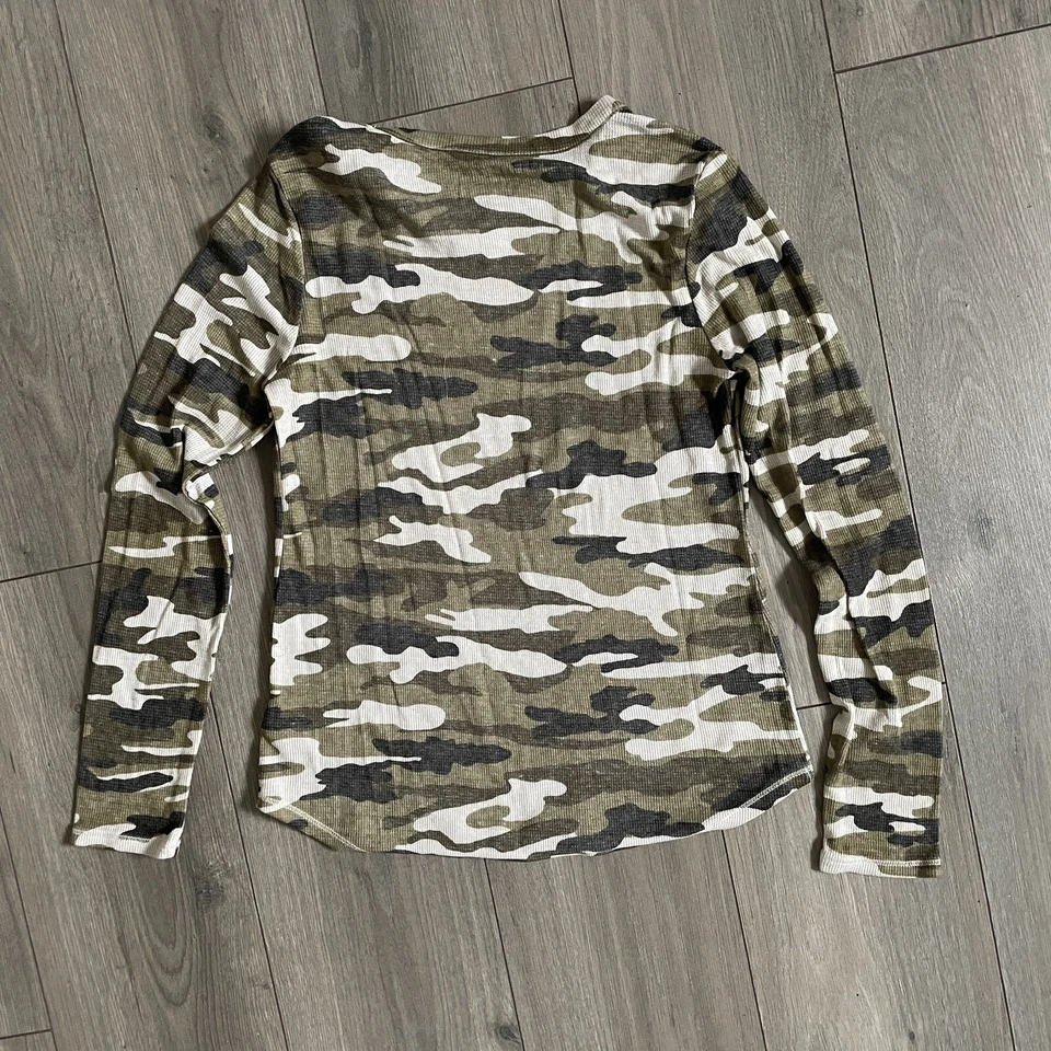 Camisa camuflada Lucky Brand feminina tamanho S verde waffle malha gola redonda manga longa - Imagem 3 de 4